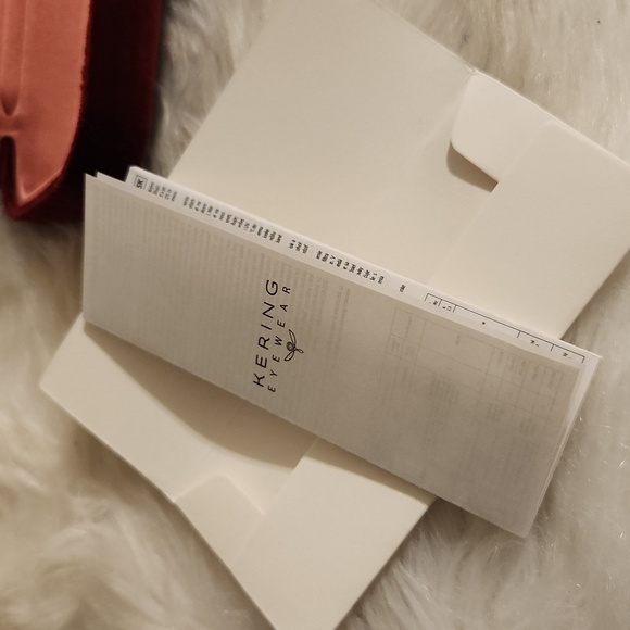 Gucci square framed sunglasses ๐ I ACCEPT ANY REASONABLE OFFERS - Picture 11 of 16